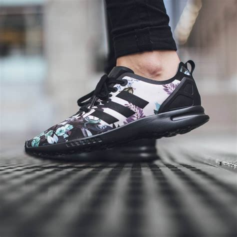 adidas zx flux black floral.